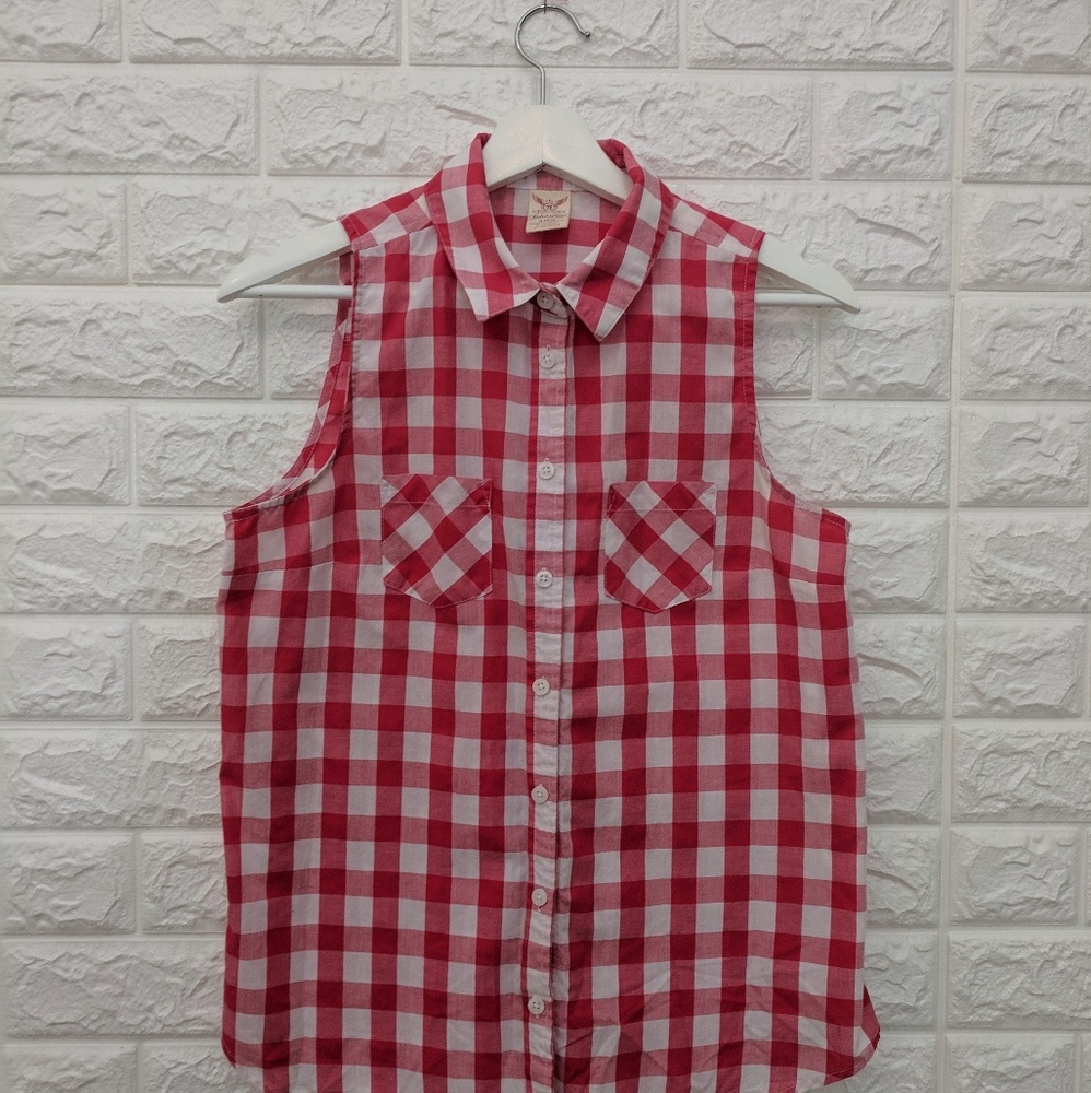 Cute blouse